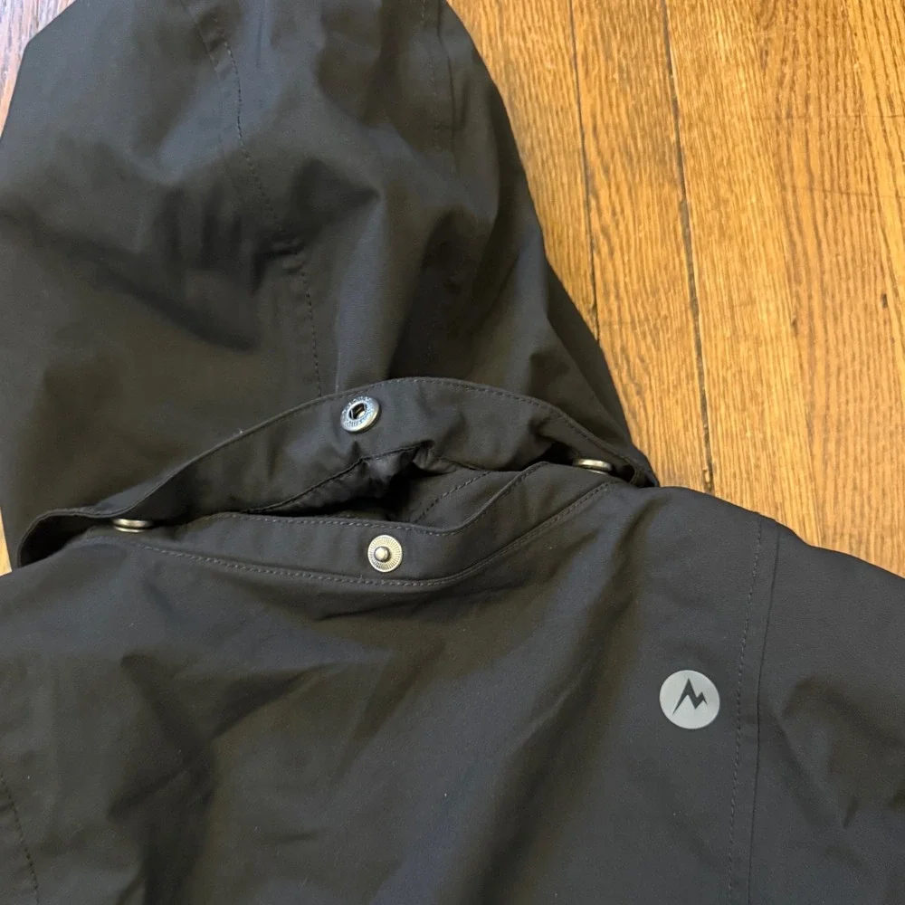 Marmot Kids XL Black Hooded Ski Jacket Waterproof Winter Coat with Powder Skirt